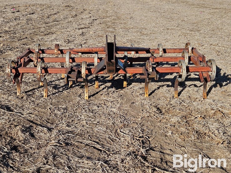 3-pt-8'6"-wide-field-cultivator-image-2