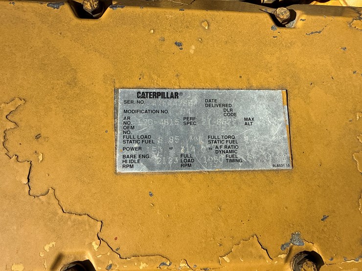 caterpillar-322-image-45