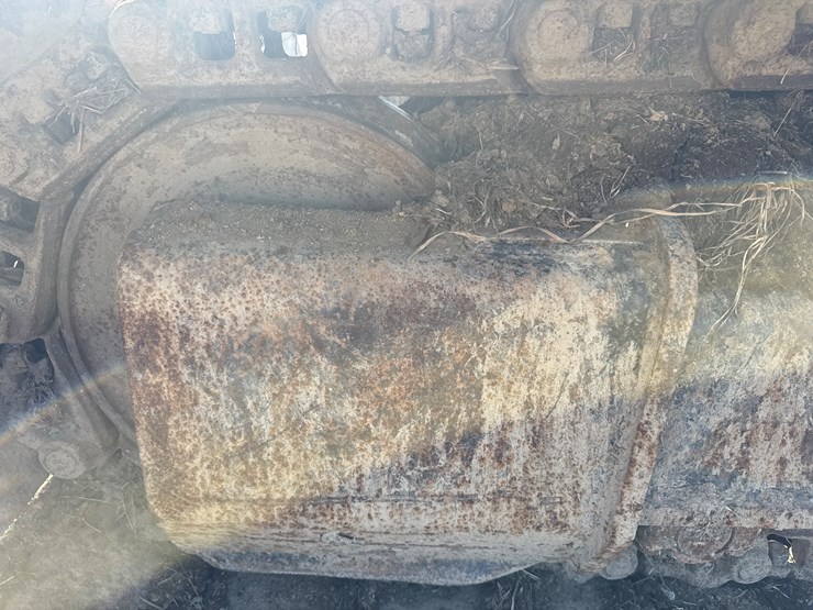 caterpillar-322-image-56