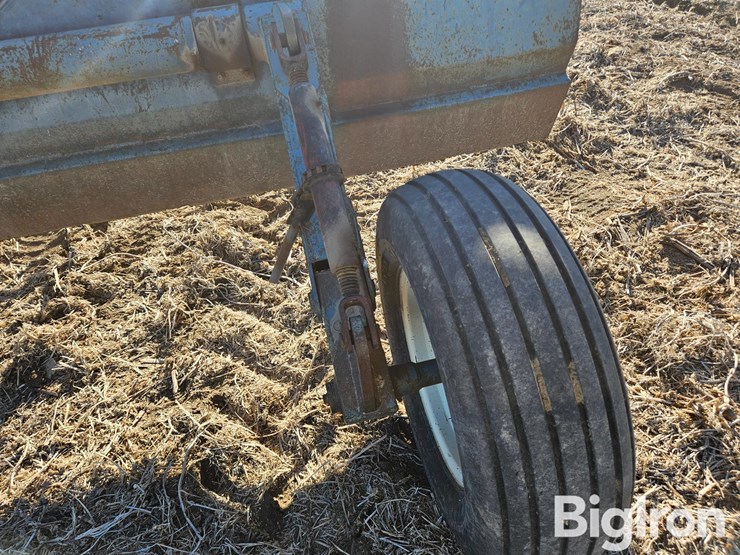 strobel-12'-wide-box-scraper-image-15