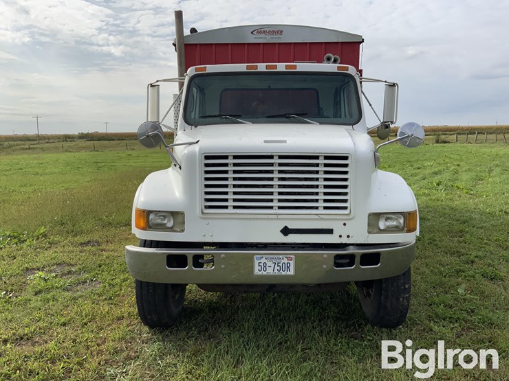 1998-international-4900-image-2