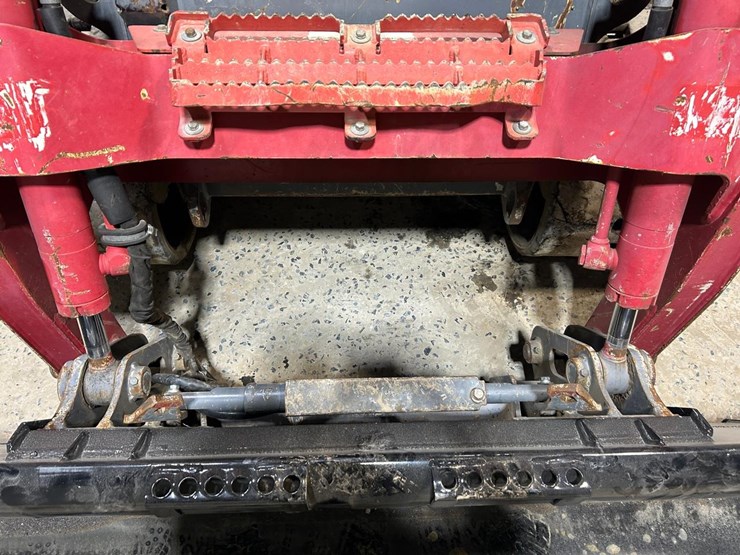 2018-takeuchi-tl10v2-image-10