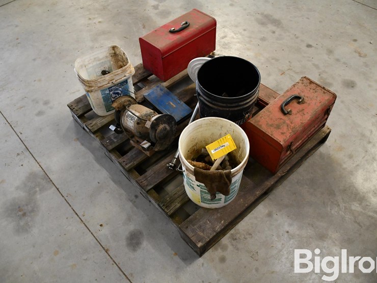 pallet-of-farm-support-image-7