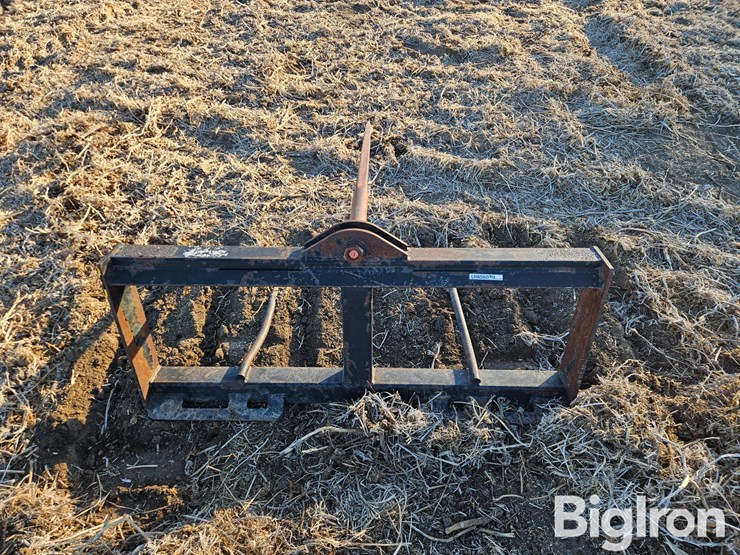 bale-spear-skid-steer-attachment-image-6