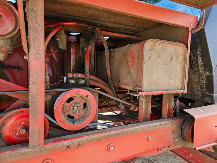 case-ih-8830-image-25
