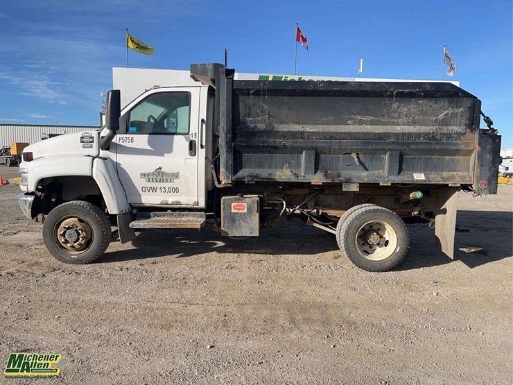 2006-gmc-topkick-c5500-image-2