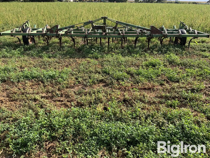 john-deere-21’-field-cultivator-w/harrow-image-2