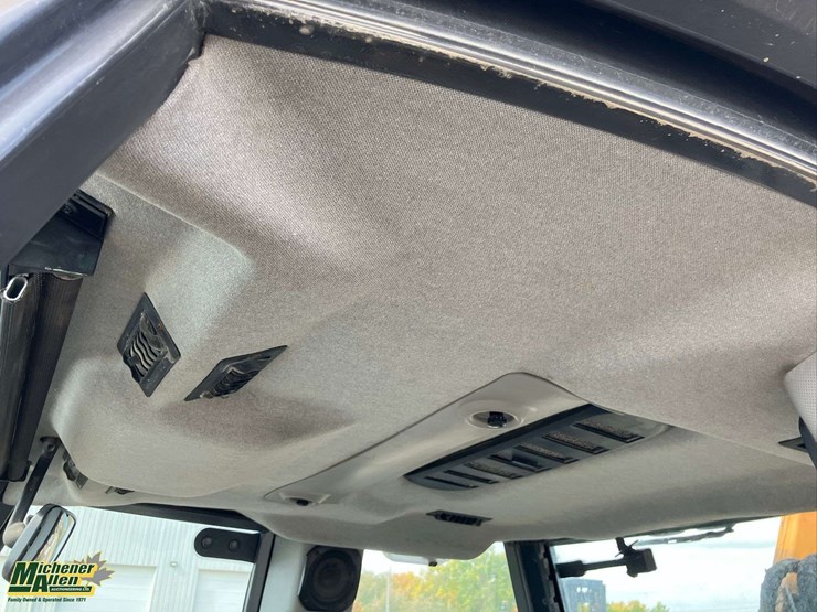 2023-case-580sn-image-19