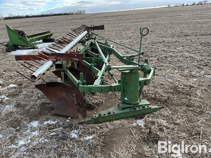 john-deere-5-image-2