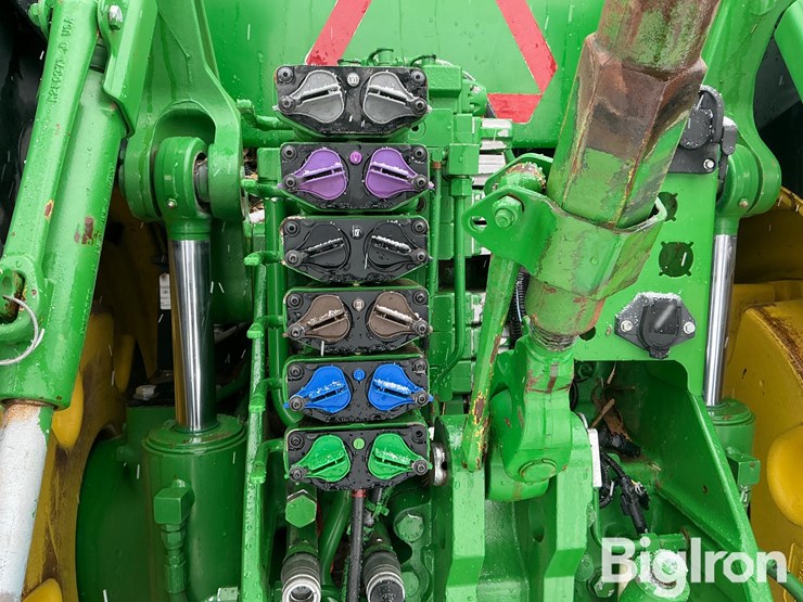 2017-john-deere-8370r-image-15