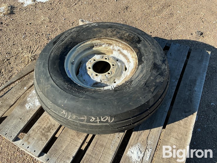 9.00-16-tire-&-rim-image-1