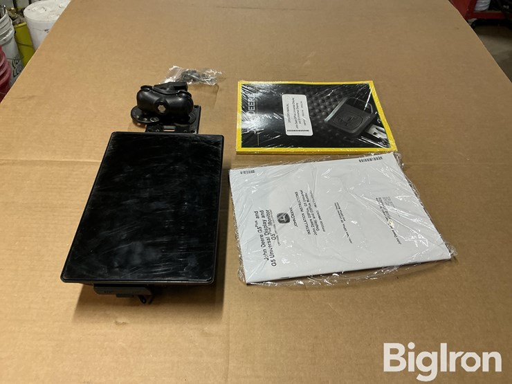 john-deere-g5-universal-display-image-4