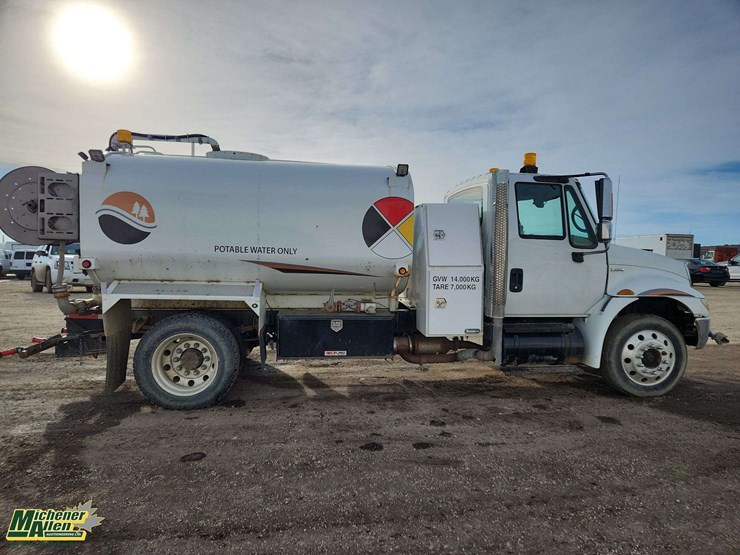 2008-international-durastar-4300-image-33