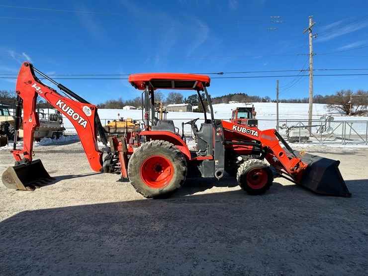2019-kubota-m62-image-5