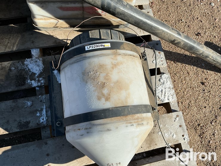 dry-inoculant-applicators-image-11