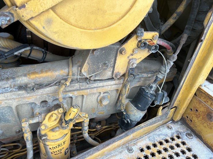 caterpillar-d8r-image-56