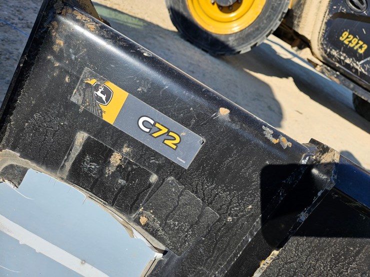 john-deere-72-image-7