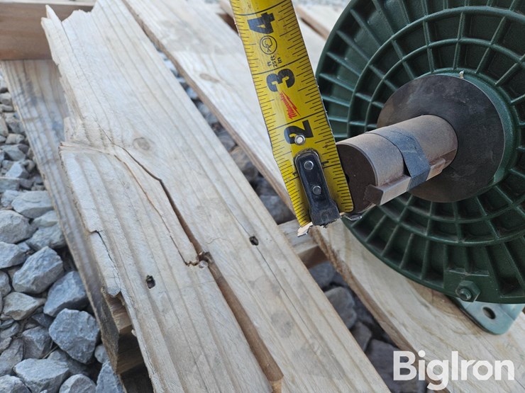 dayton-7.5-hp-electric-motor-image-10