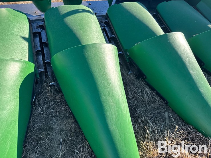 2011-john-deere-606c-image-20