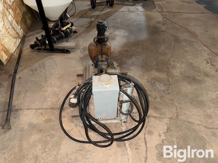 7.5-hp-motor-&-transfer-pump-image-6