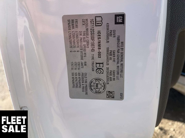 2013-gmc-sierra-2500hd-image-28