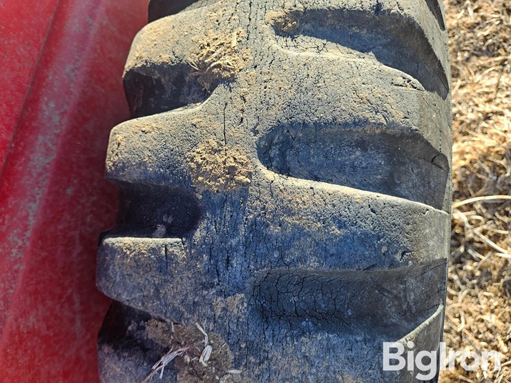 new-holland-519-image-15