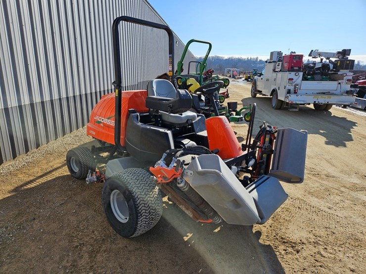 #166-•-jacobsen-lf550-fairway-mower-image-21