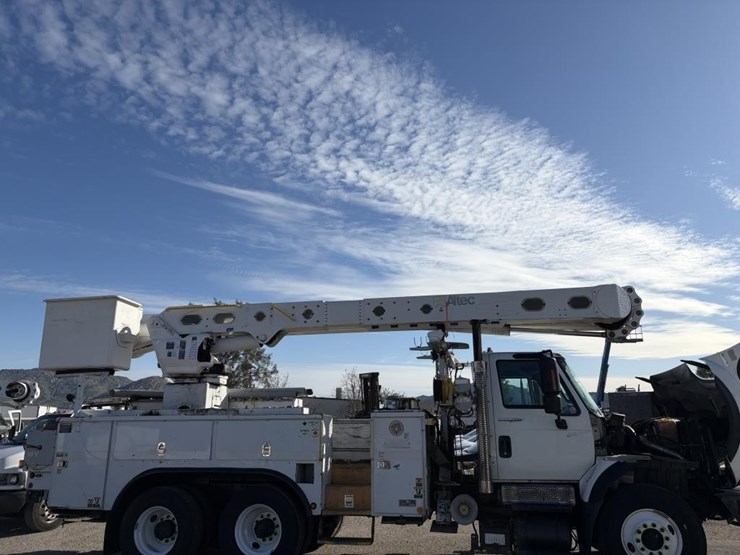 2012-international-workstar-7400-image-12