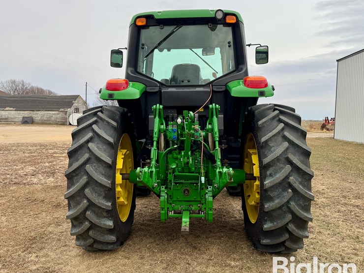 2015-john-deere-6150m-image-6