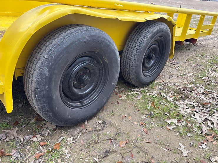 #676-•-16ft-yellow-farm-trailer-|-no-title-image-6