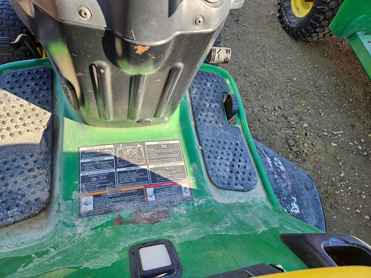 john-deere-100-image-12