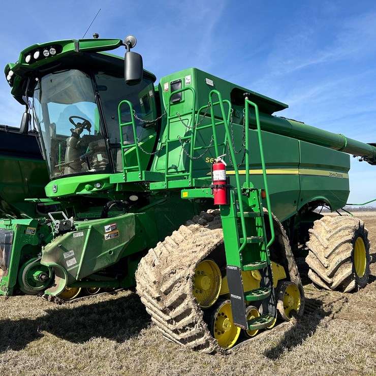 JOHN DEERE S680