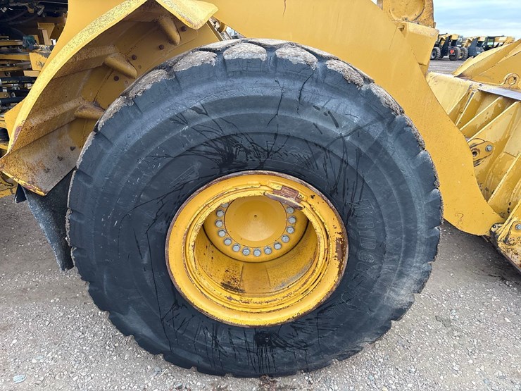 2012-caterpillar-972k-image-29