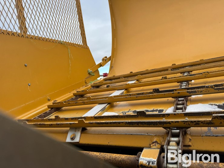 2019-haybuster-2660-image-19