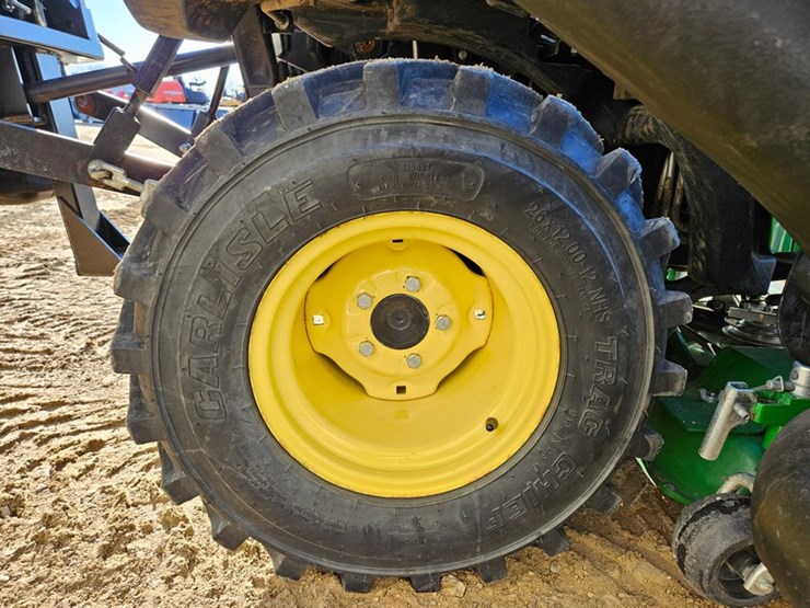john-deere-1025r-image-17