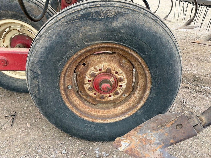 case-ih-4800-image-23