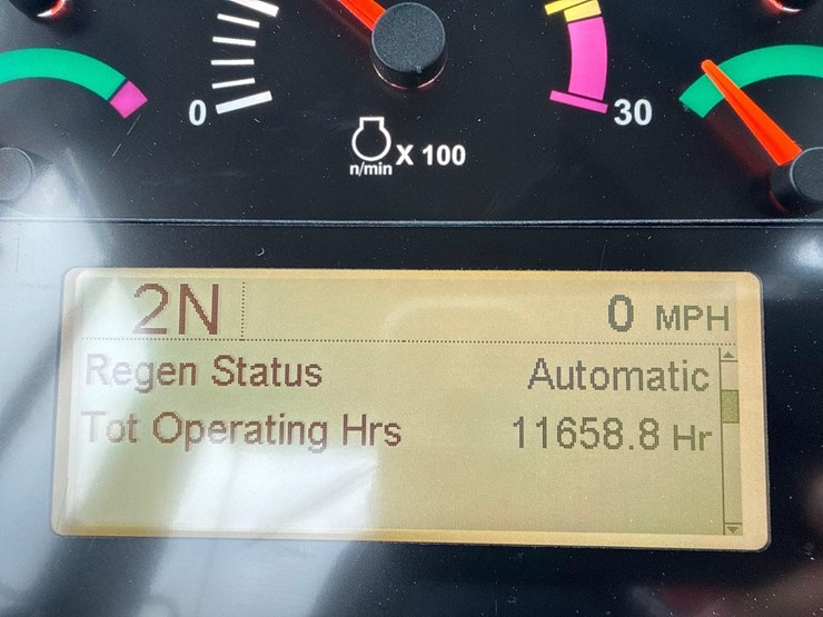 2012-caterpillar-972k-image-31