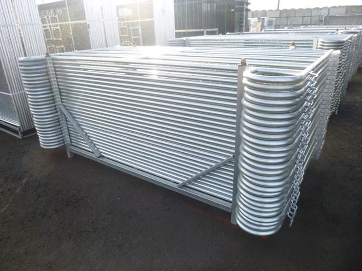 unused-117"x61"-corral-panels-image-1