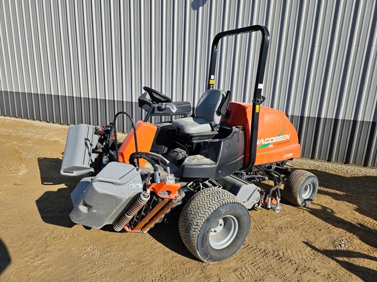 #166-•-jacobsen-lf550-fairway-mower-image-15