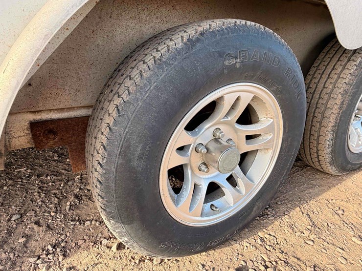 2015-alcom-llc-enclosed-trailer-image-21