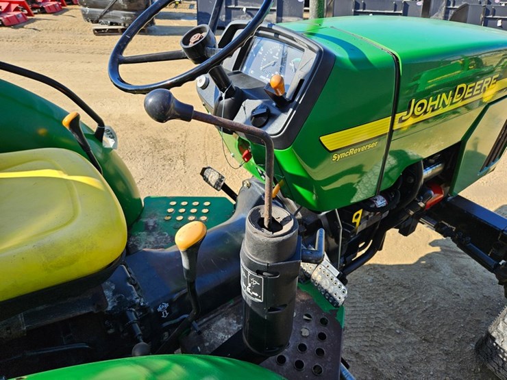 john-deere-5205-image-18