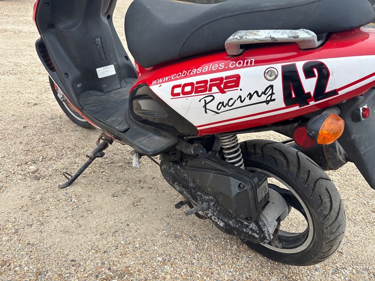 #1803-•-cobra-tgb-scooter-|-for-parts/repairs-|-no-title-image-9