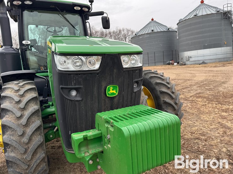 2012-john-deere-8310r-image-11