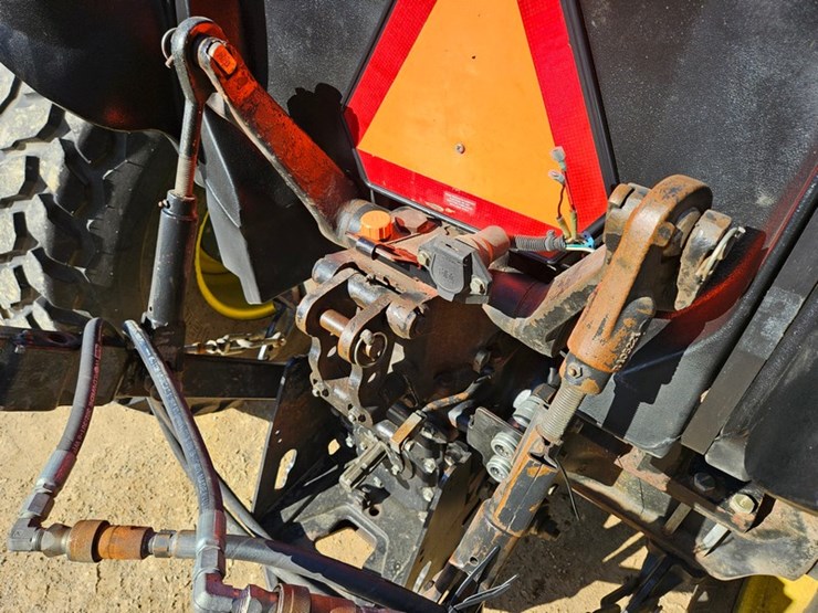 john-deere-5205-image-16