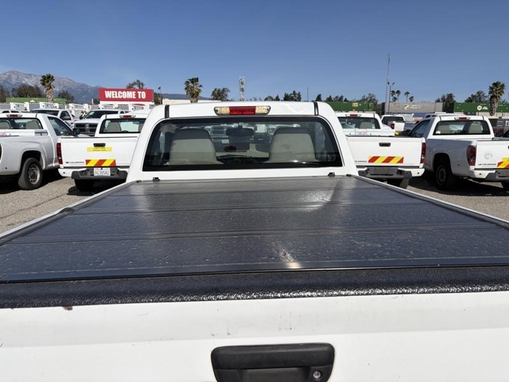 2011-chevrolet-colorado-image-21