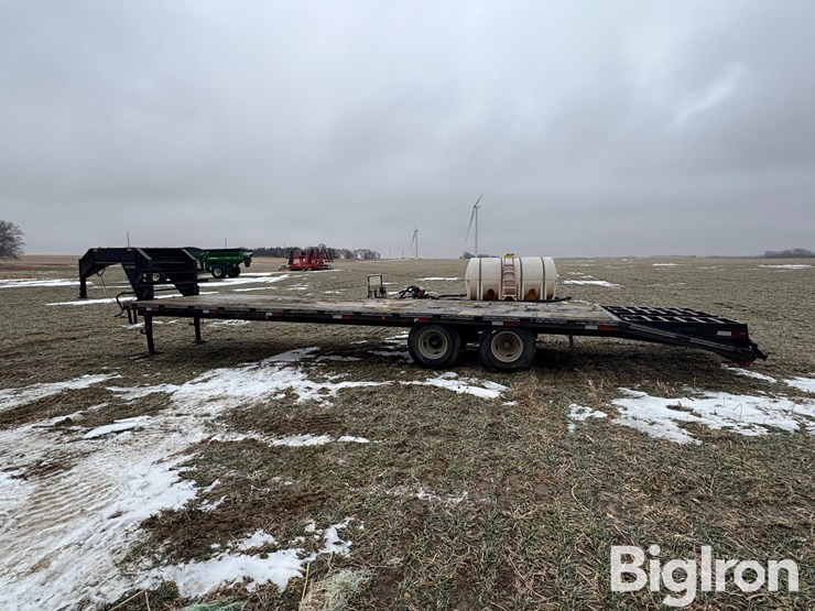 2009-elite-32'-t/a-flatbed-trailer-image-8