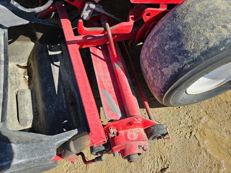 #194-•-toro-greens-mower-image-10