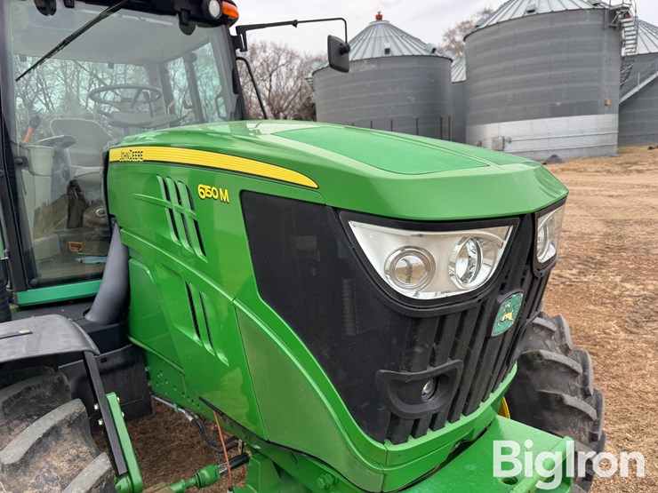 2014-john-deere-6150m-image-14