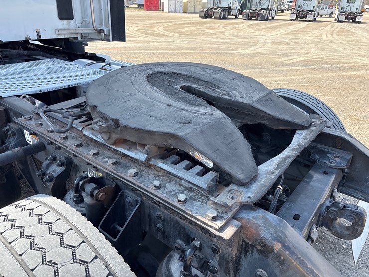 2020-kenworth-t680-image-5