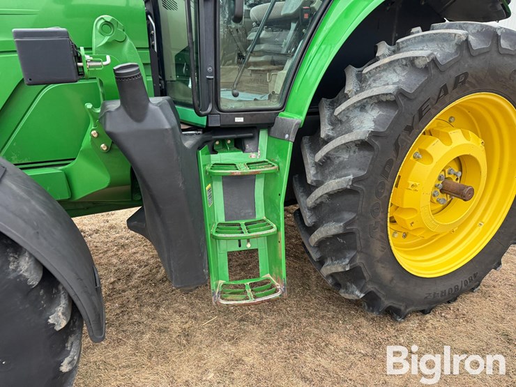 2015-john-deere-6150m-image-13